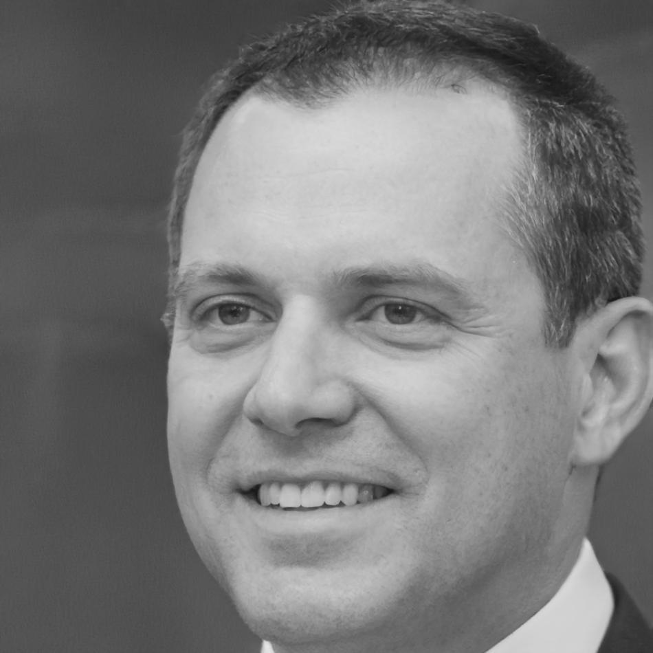 Portrait de Marc, Directeur Analyse Financière